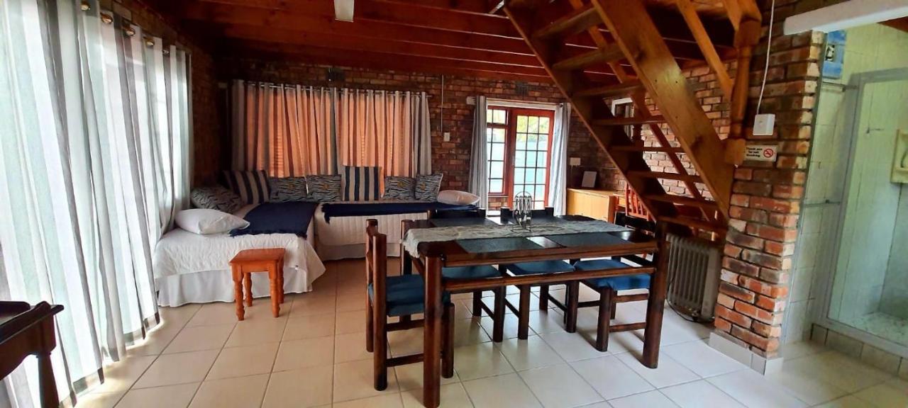 Cozy Cottage +/- 500M From The Beach เคปทาวน์ ภายนอก รูปภาพ