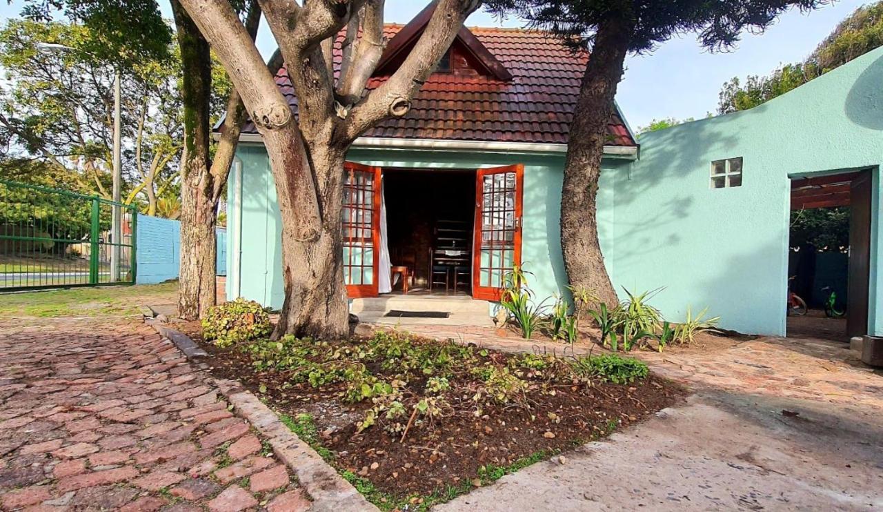 Cozy Cottage +/- 500M From The Beach เคปทาวน์ ภายนอก รูปภาพ