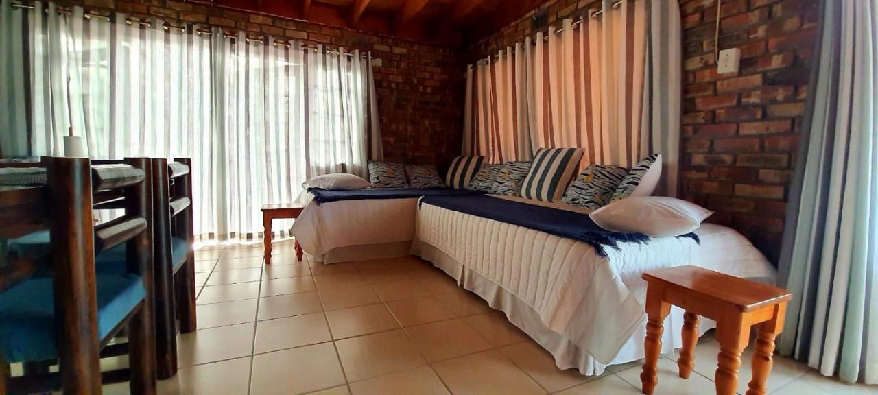 Cozy Cottage +/- 500M From The Beach เคปทาวน์ ภายนอก รูปภาพ